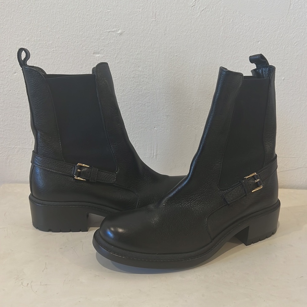 Giorgio Armani Chelsea Boots